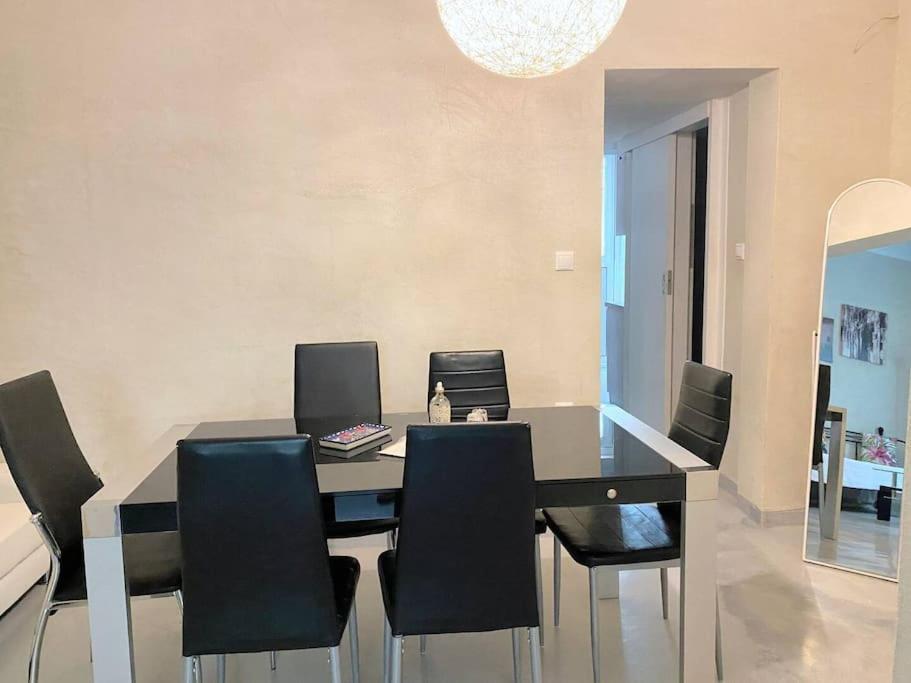 אתונה Cute Full Apt W/Backyard In Paleo Faliro מראה חיצוני תמונה